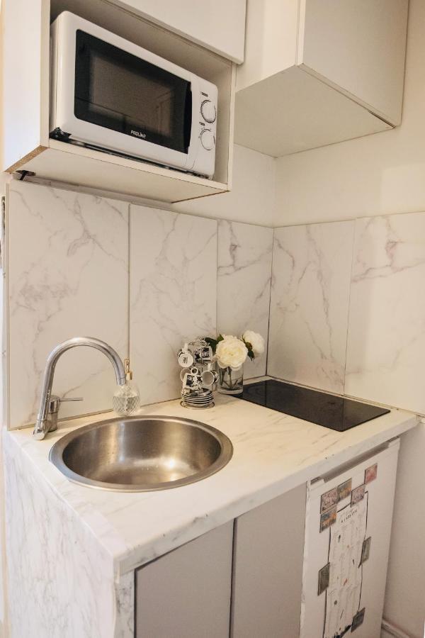 Fully Equipped Studio In The Heart Of Paris - Area Champs Elysees Exterior photo